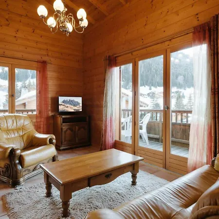 Apartment Mitoyen A La Clusaz, Ideal Famille, 6 Voyageurs, 3 Chambres, Proche Pistes - Fr-1-304-277
